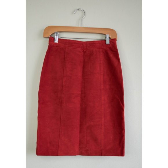 Vintage Red Suede Mini Skirt - Picture 2 of 8